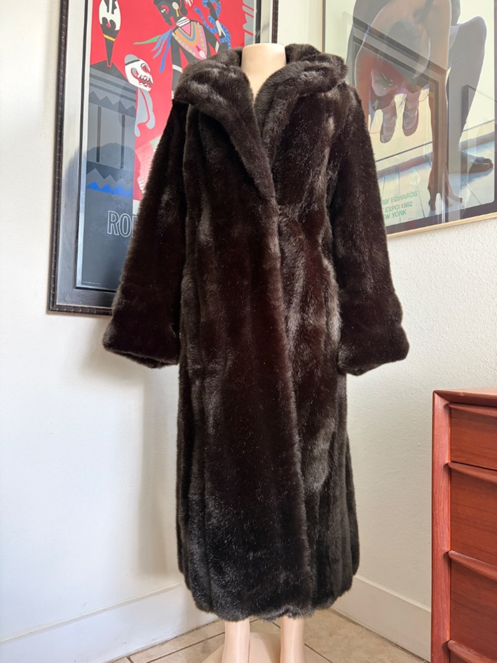 Excellent Condition, Vintage 1960s-70s Faux Fur Full Length Coat. Size M